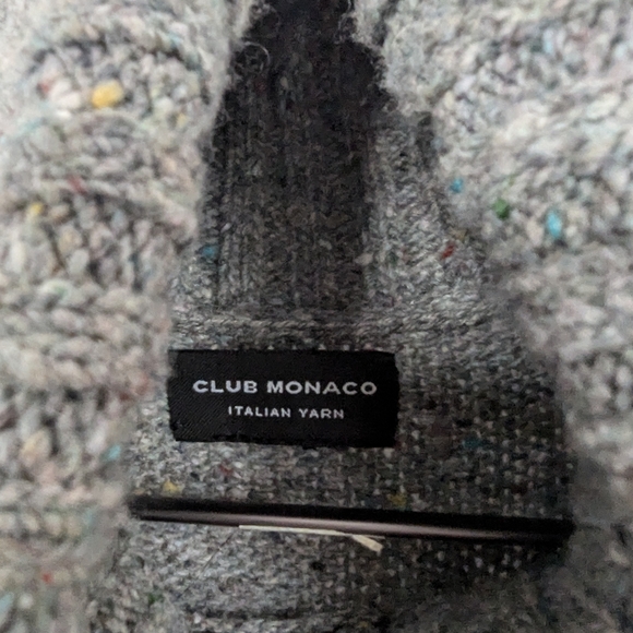 Club Monaco sleeveless sweater - Picture 3 of 5